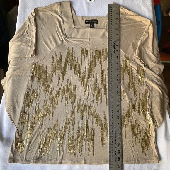 Dana Buchman Women’s Short Sleeve Blouse size S, Beige w Bling Golden Sequin - Picture 3 of 7